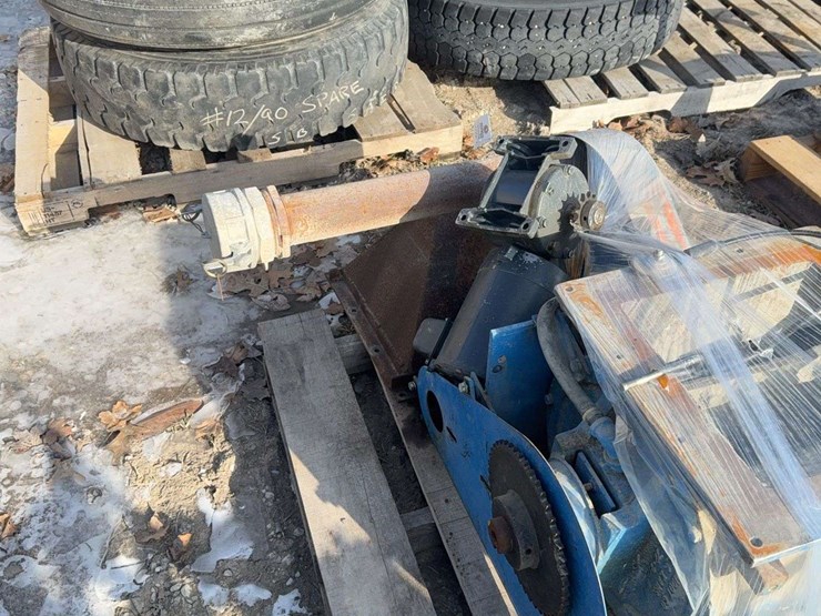 large-commercial-pneumatic-air-lock-feeder-for-a-vertical-silo-image-3