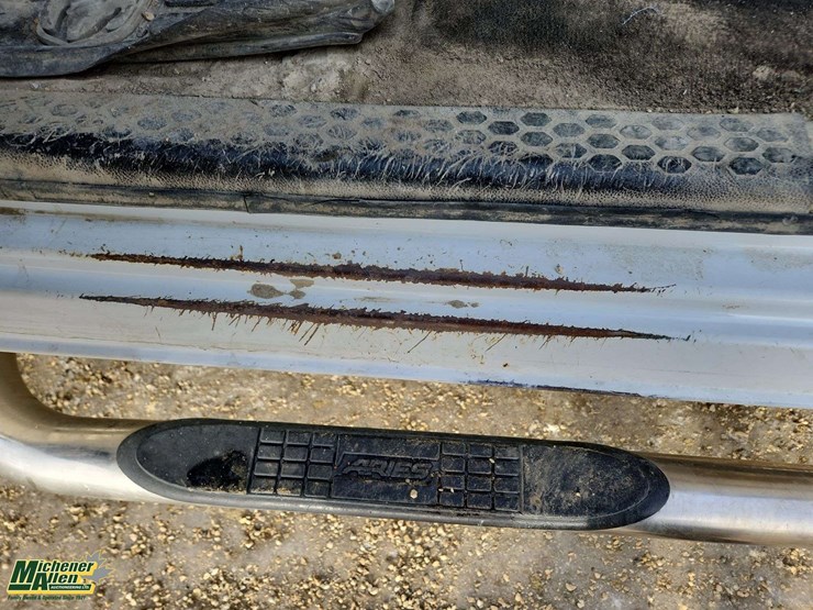 2017-dodge-2500-image-40