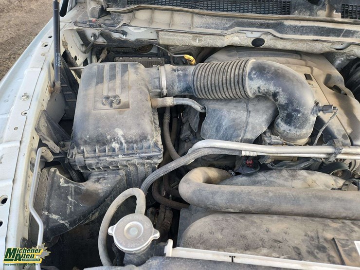 2017-dodge-2500-image-33