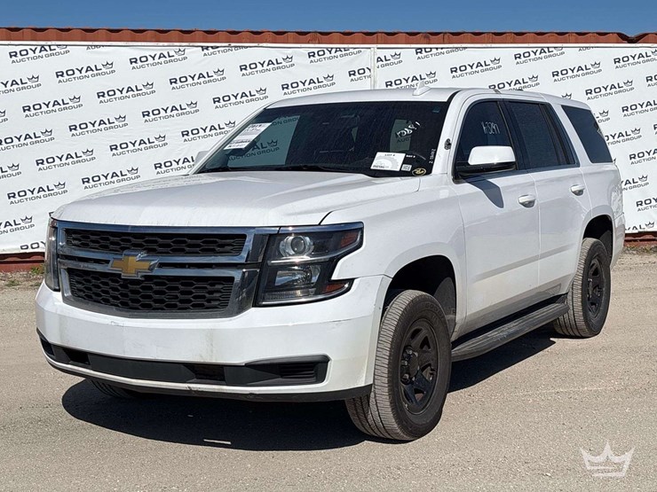 2019-chevrolet-tahoe-image-1