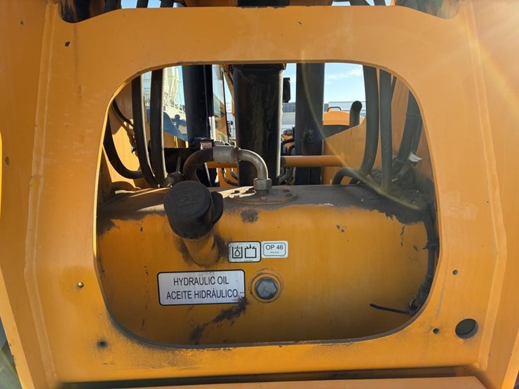 2019-jcb-512-56-image-14