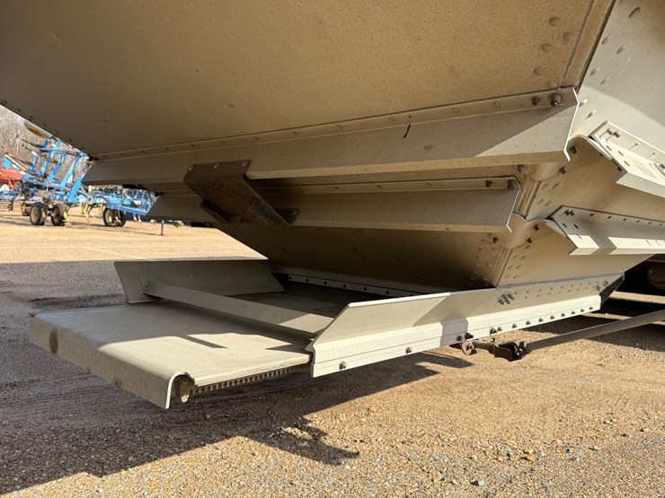 2005-timpte-hopper-bottom-image-12