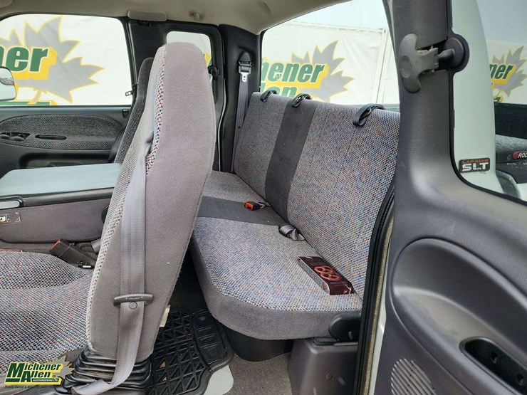 2002-dodge-ram-2500-image-15