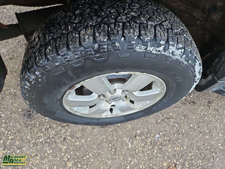 2008-ford-escape-image-12