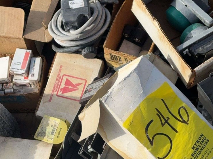 assortment-of-hardware,-breakers,-and-misc-image-4