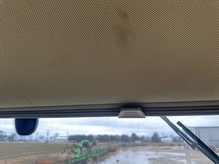 john-deere-8r-280-image-70