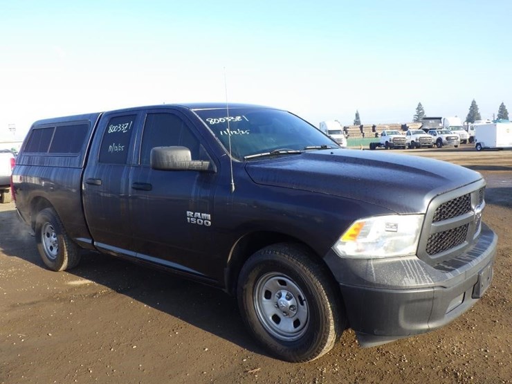 2016-dodge-1500-image-2