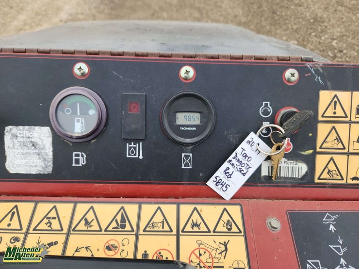 2019-toro-dingo-tx427-image-26