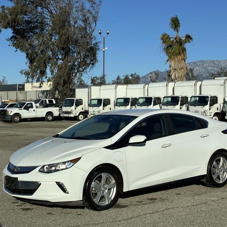 2018 Chevrolet Volt Sedan