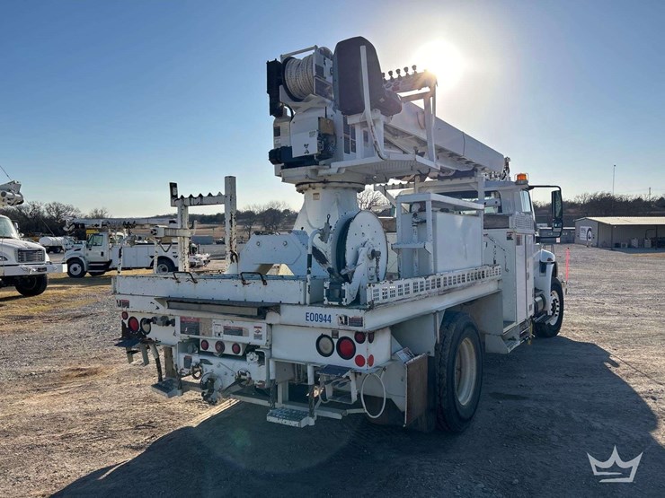 2010-international-durastar-4300-image-3