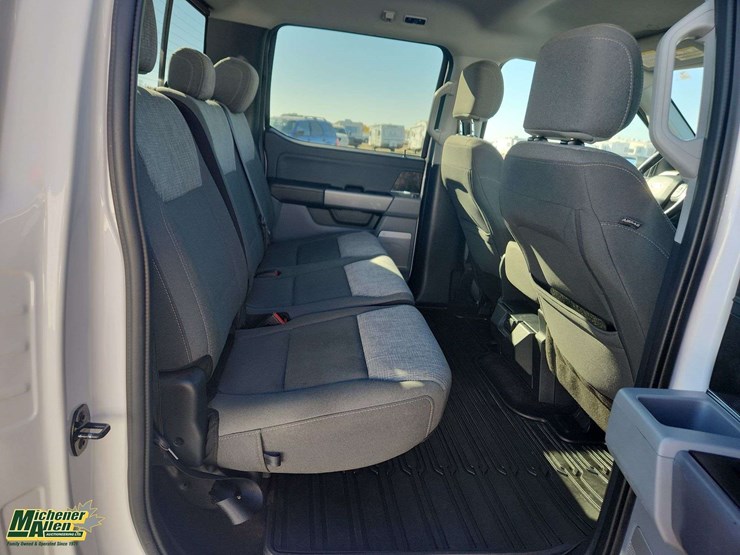 2021-ford-f150-image-17