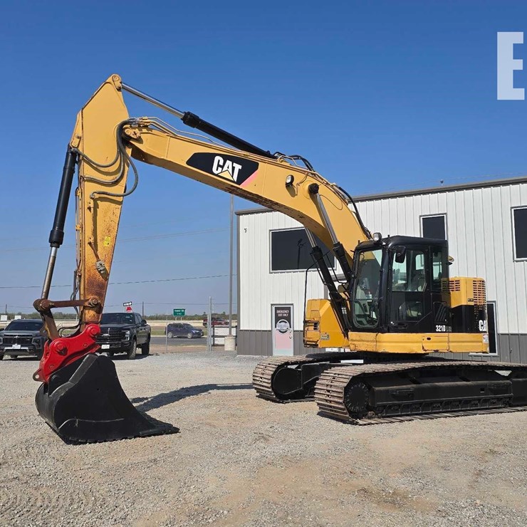 2011 CATERPILLAR 321D LCR