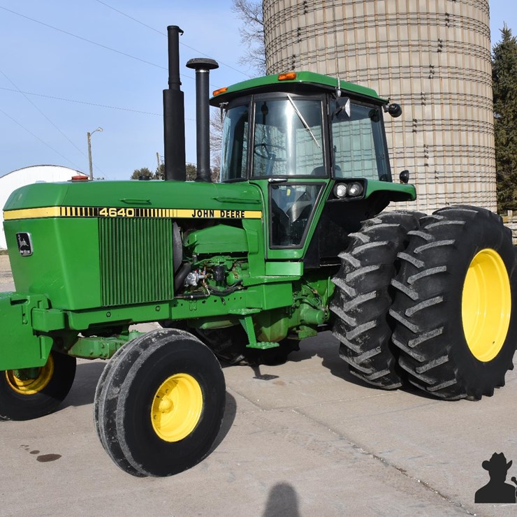1982 JOHN DEERE 4640