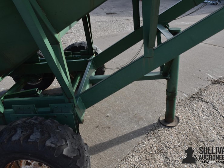 grasshopper-gooseneck-t/a-gravity-wagon-image-20