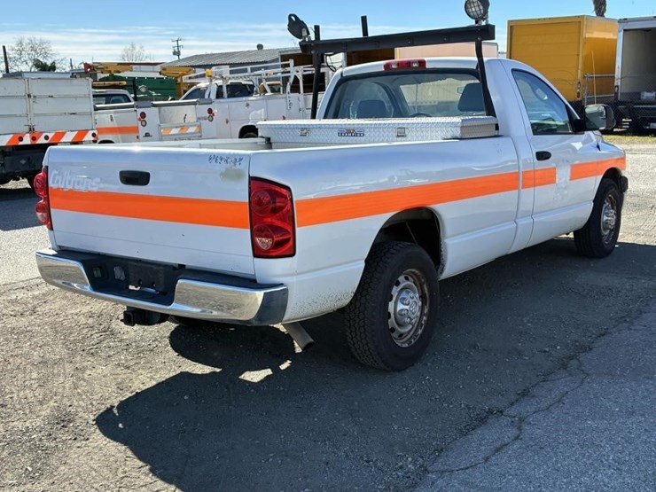 2007-dodge-ram-pickup-truck-image-3