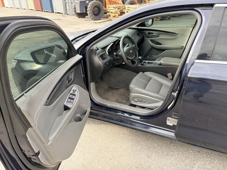 2019-chevrolet-impala-sedan-image-11