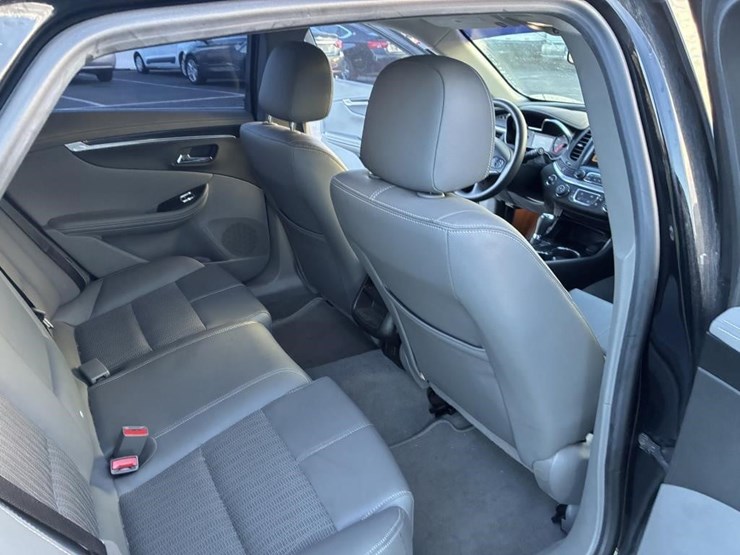 2019-chevrolet-impala-sedan-image-8