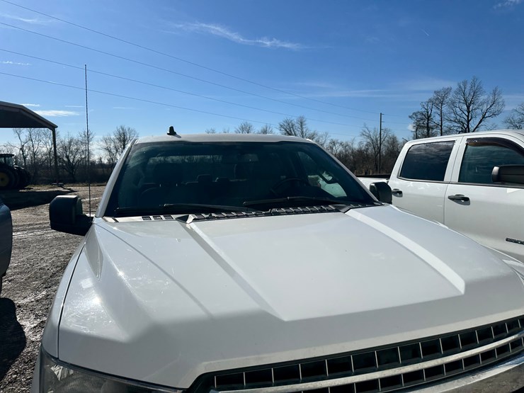 2019-ford-f150-image-26