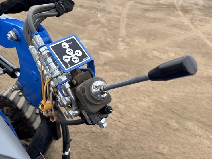 2021-new-holland-workmaster-25-image-29