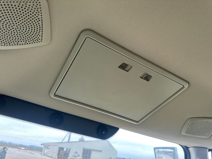 john-deere-8r-280-image-66