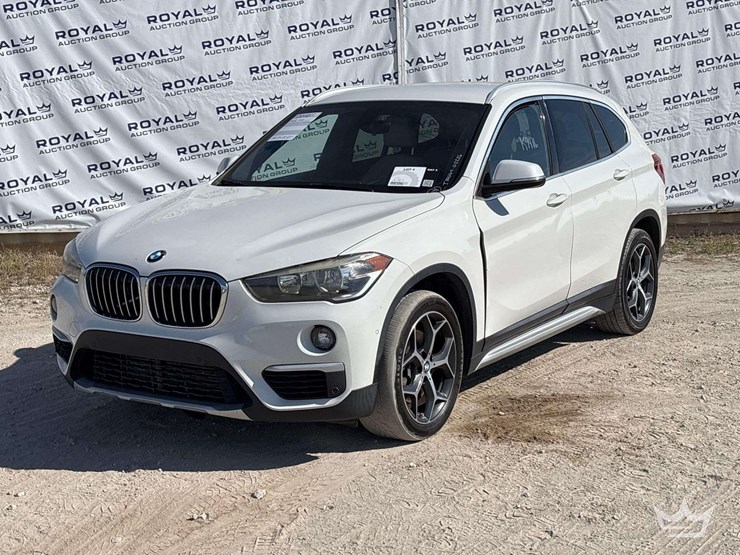 2018-bmw-x1-28i-suv-image-1