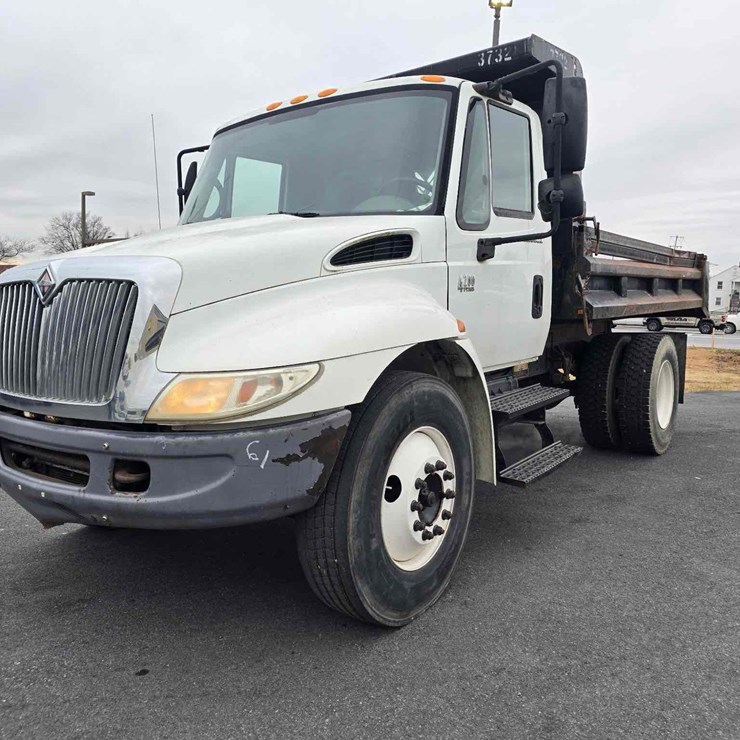 2007 INTERNATIONAL 4200