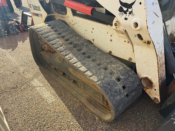 bobcat-t650-image-17