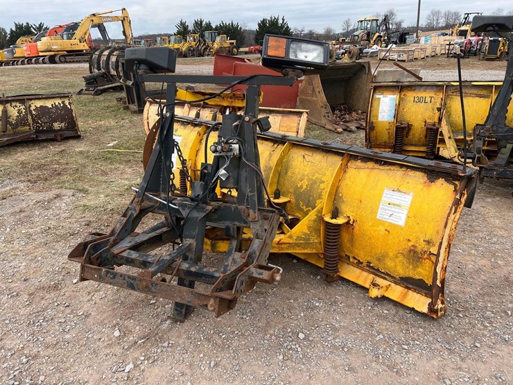 8’-fisher-snow-plow-with-minute-mount-image-5