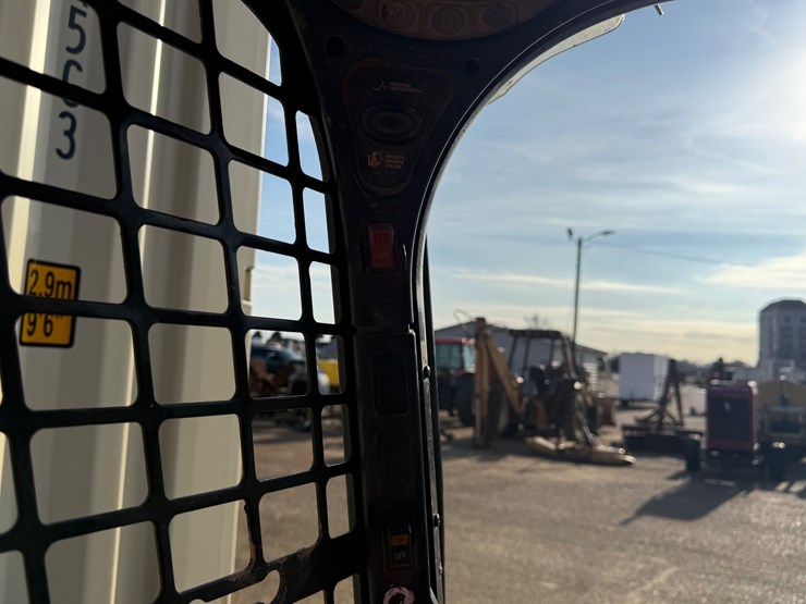 bobcat-t770-image-34