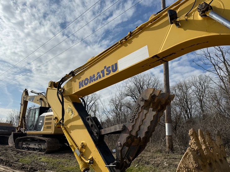 komatsu-pc160-lc-7-image-11