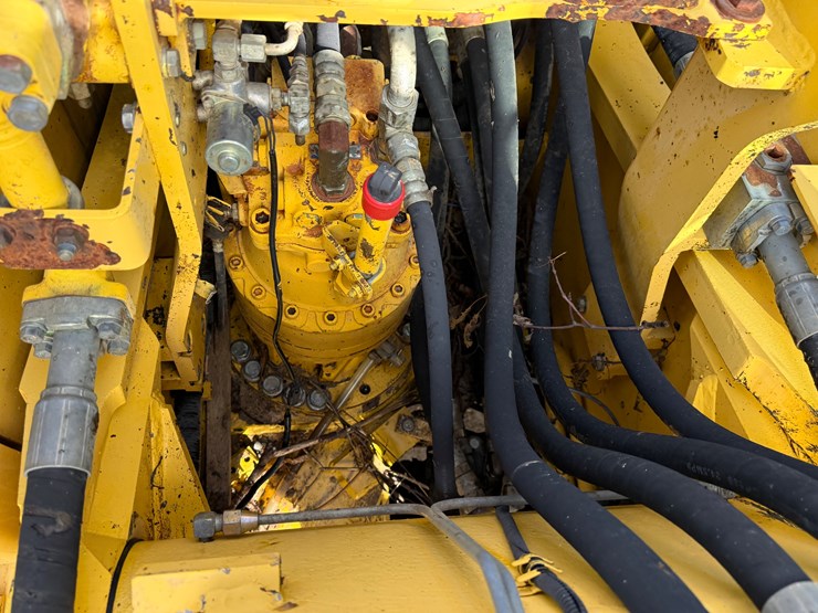 komatsu-pc160-lc-7-image-18