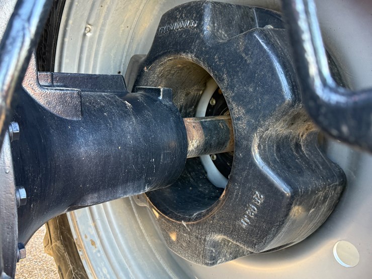 2020-case-ih-magnum-280-image-46