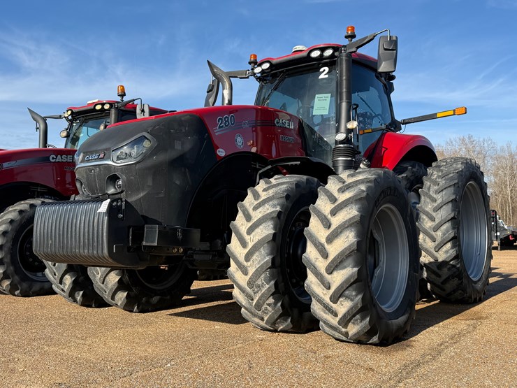 2020-case-ih-magnum-280-image-4