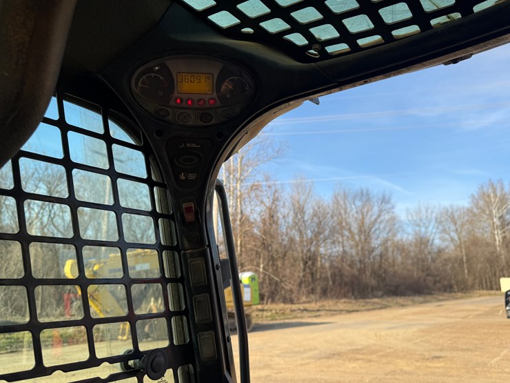 bobcat-t650-image-37