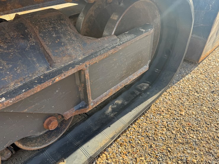 bobcat-t770-image-12