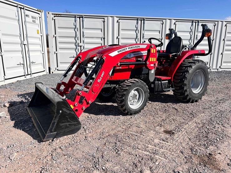 2024-massey-ferguson-1835e-image-1