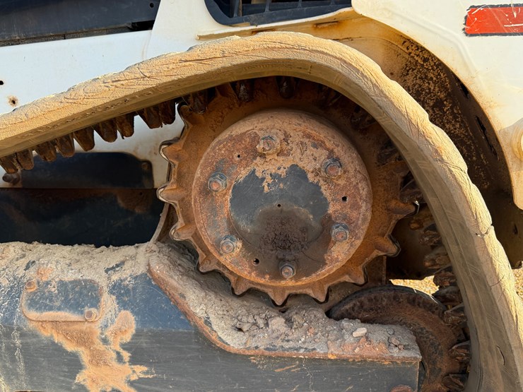 bobcat-t650-image-19