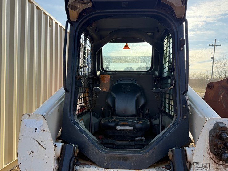 bobcat-t650-image-28