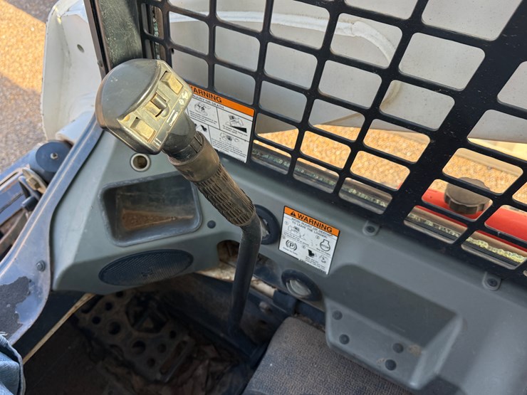 bobcat-t650-image-40