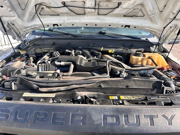 2011-ford-f350-image-14