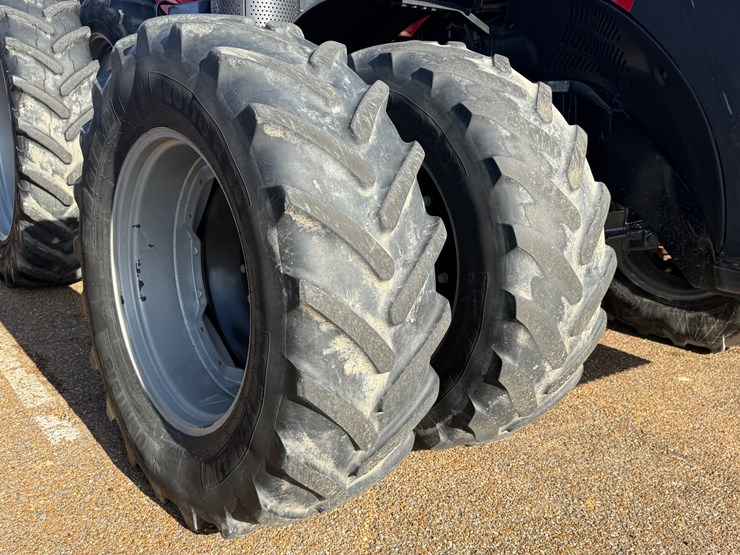 2020-case-ih-magnum-280-image-34