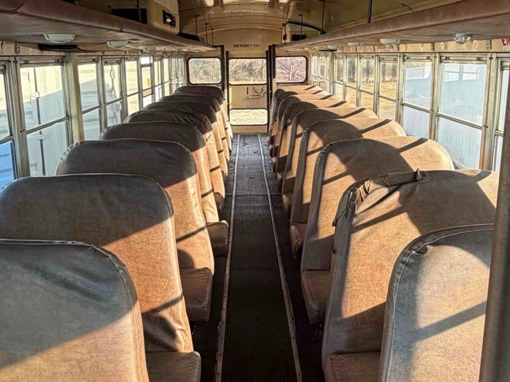 1993-international-4700-image-16