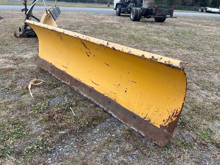 meyer-8.5'-snow-plow-image-1