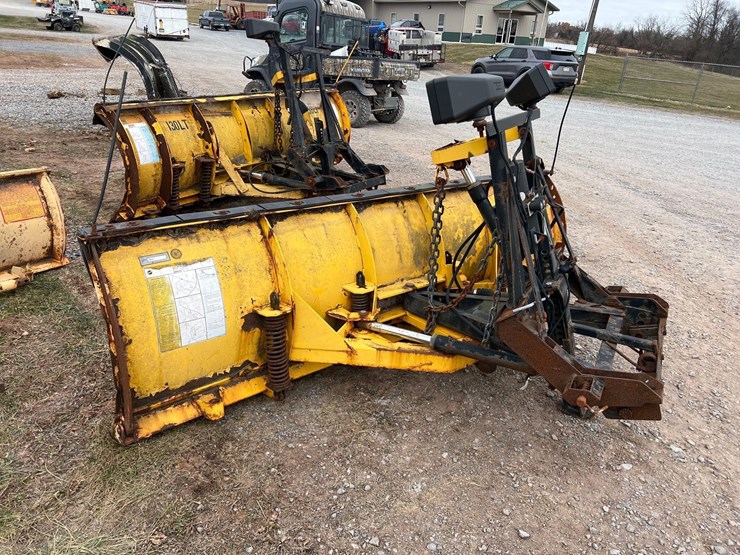 8’-fisher-snow-plow-with-minute-mount-image-7