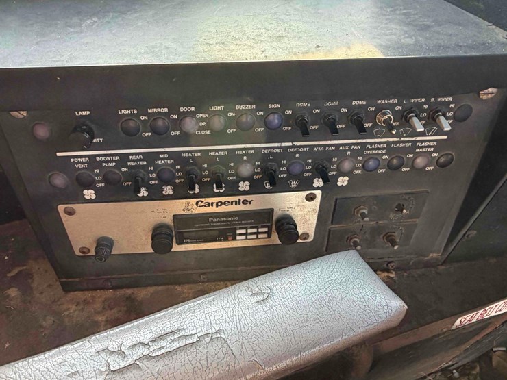 1993-international-4700-image-13