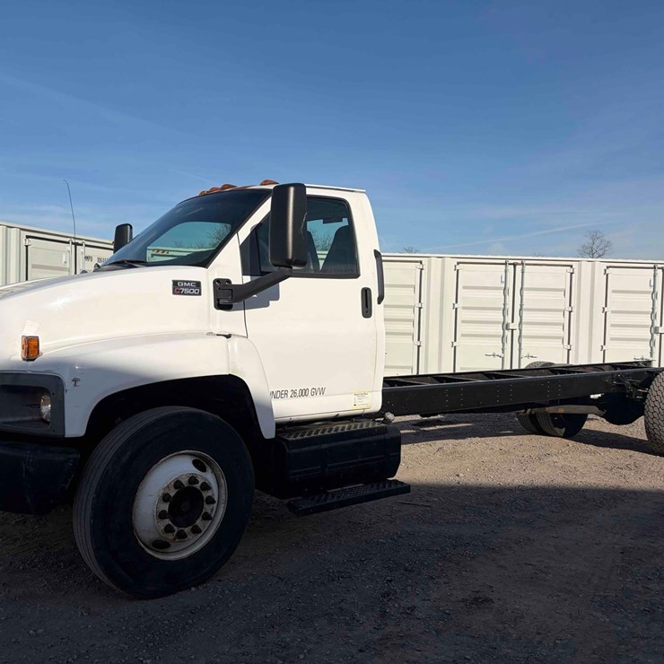 2007 GMC 7500