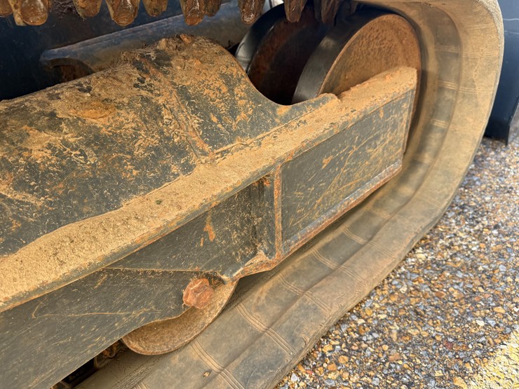 bobcat-t650-image-15