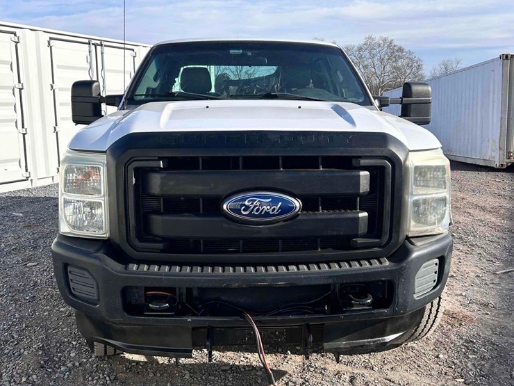 2011-ford-f350-image-8