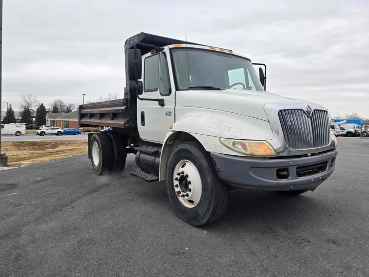 2007-international-4200-image-3