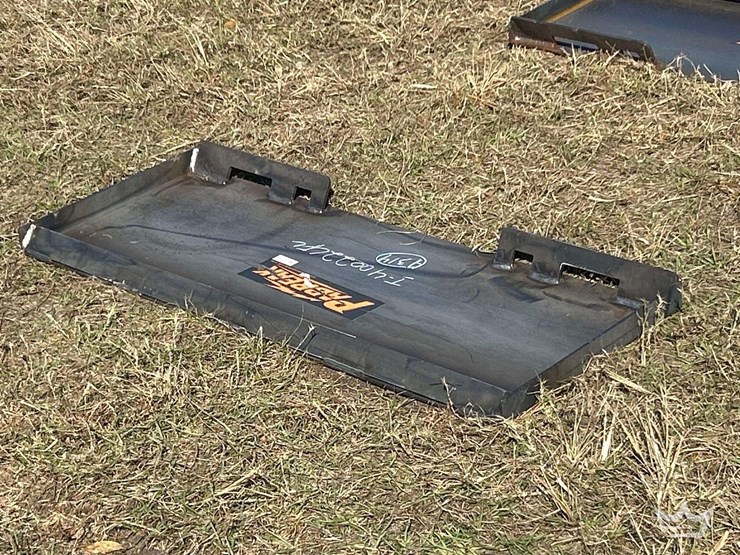 2025-pabreak-quick-attach-mount-plate-skid-steer-attachment-image-3